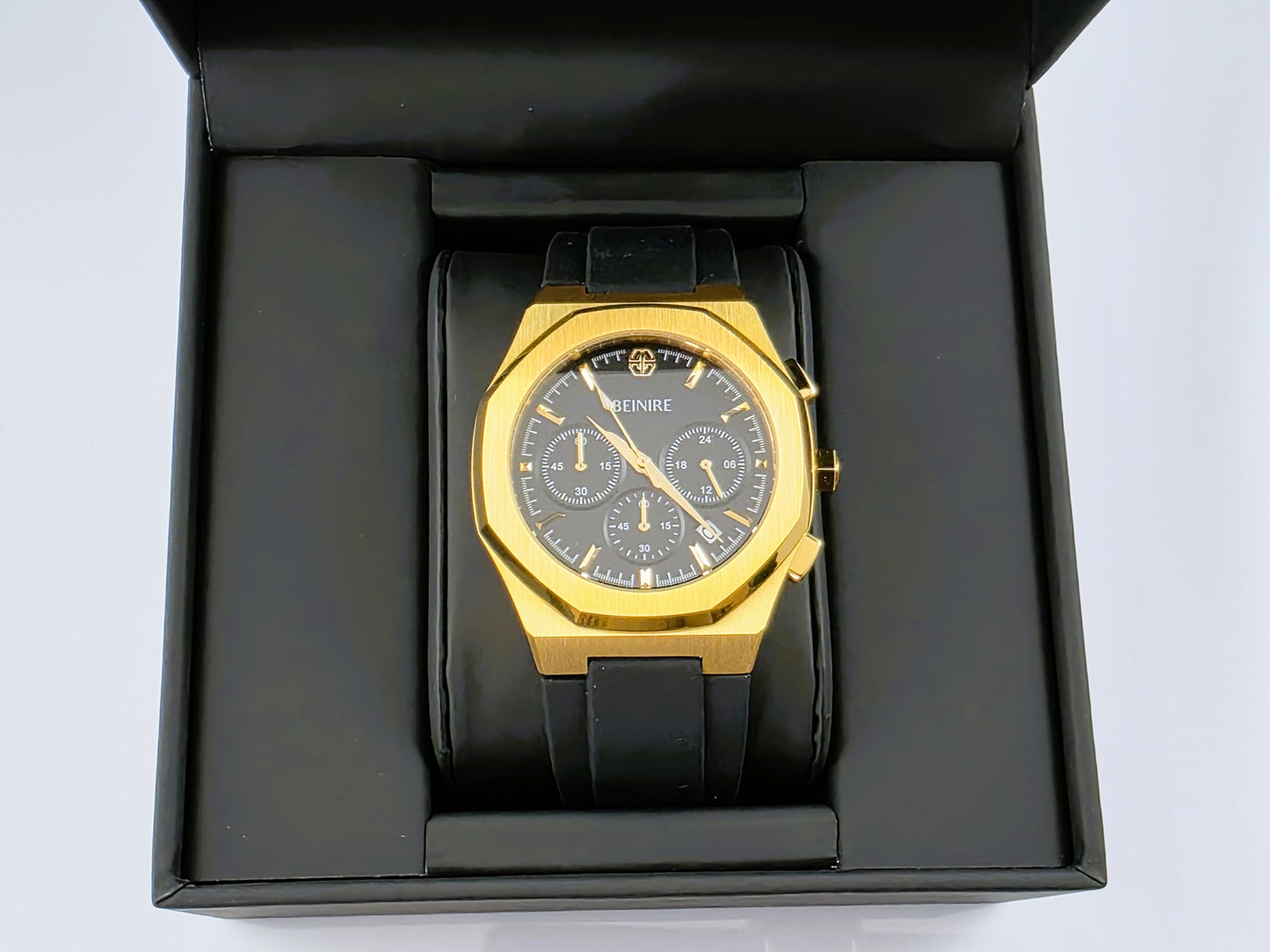 B2: The Doyen Chronograph Sport DC4