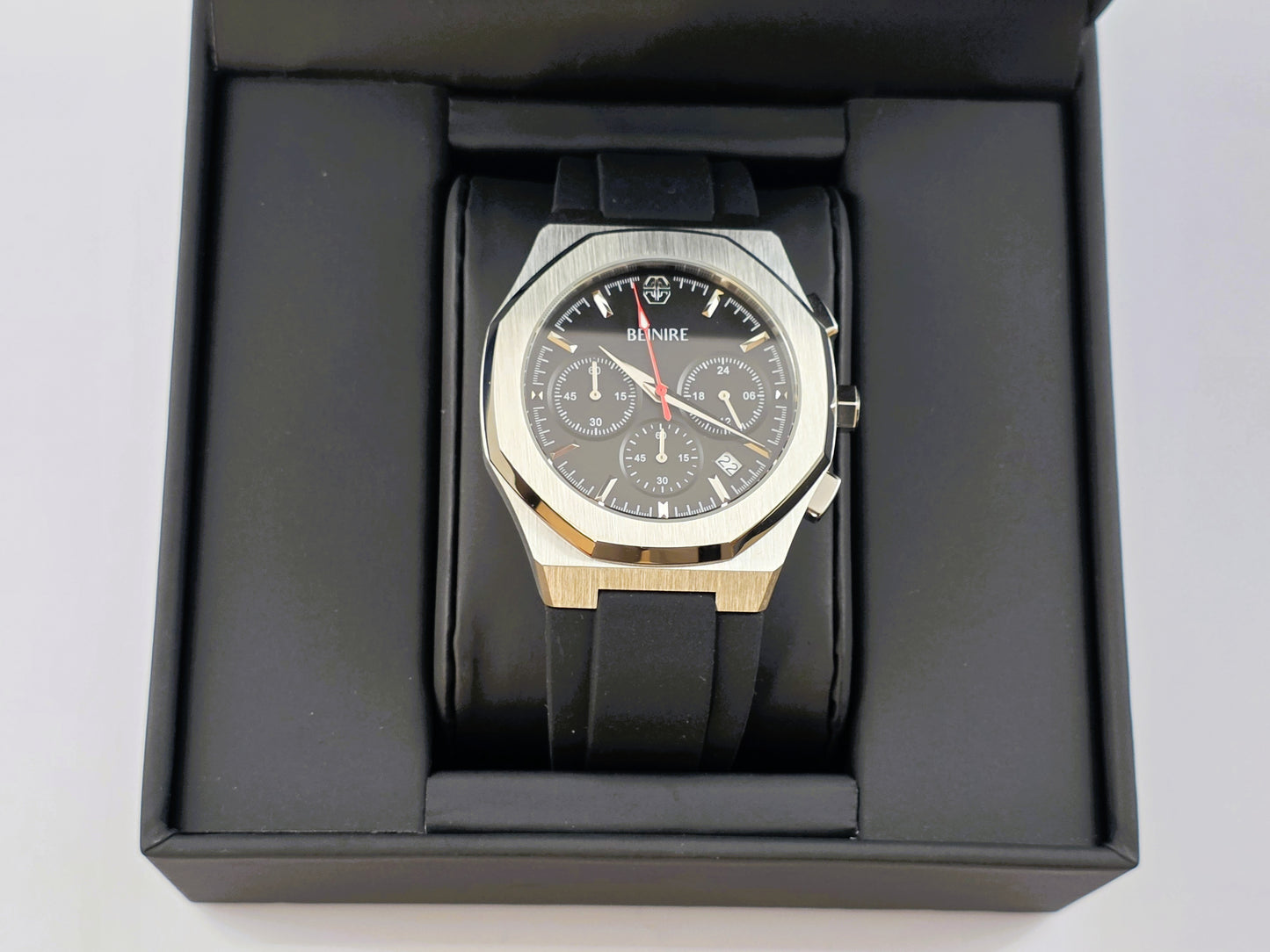 B2: The Doyen Chronograph Sport DC5