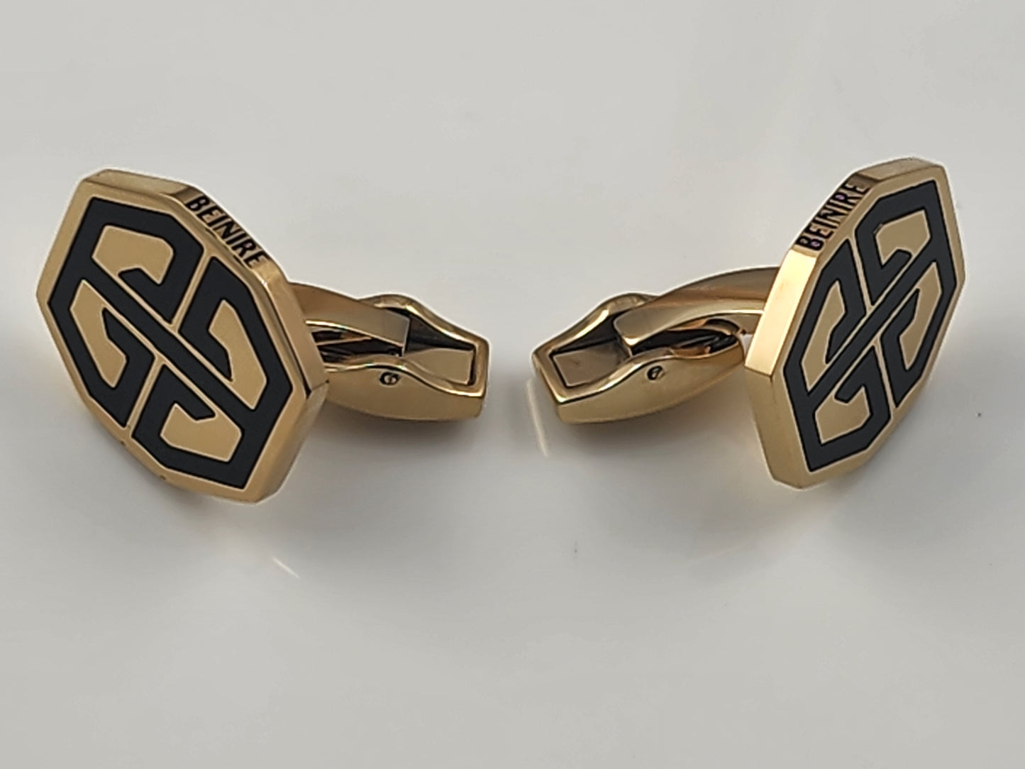 Beinire Chief Exec. Cufflinks - Gold