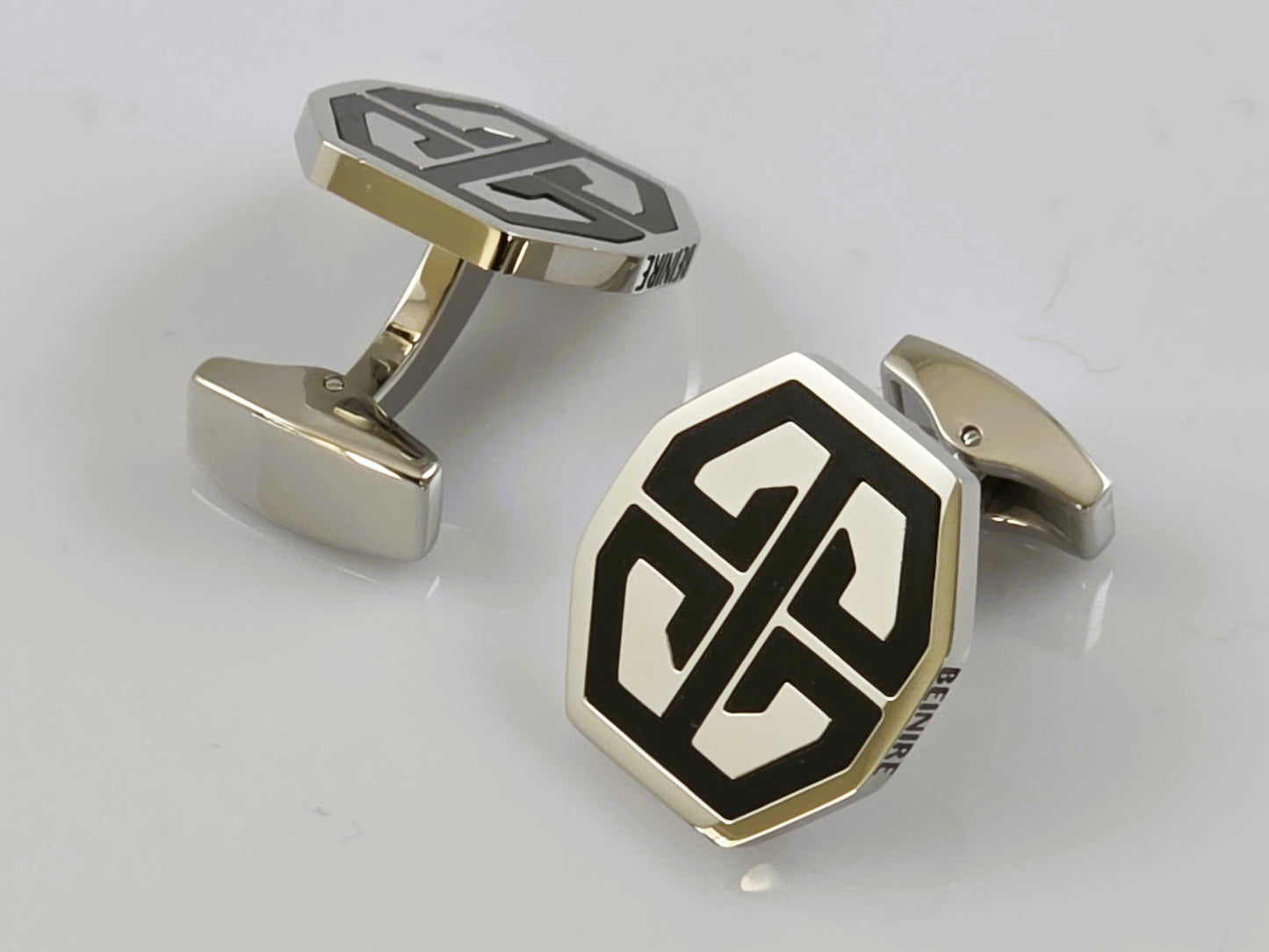 B3: Chief Executive Cufflinks - Silver