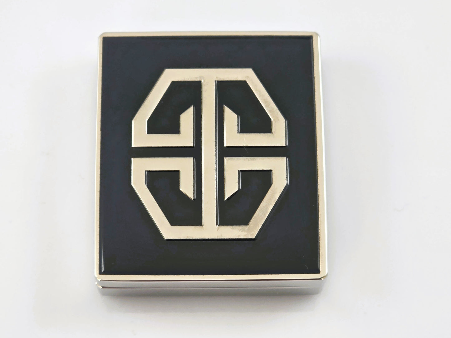 B3:  Lady Lena Luxury Handbag Holder - Silver