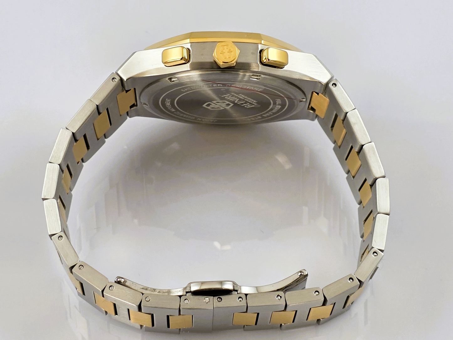 B2:  The Doyen Chronograph DC2