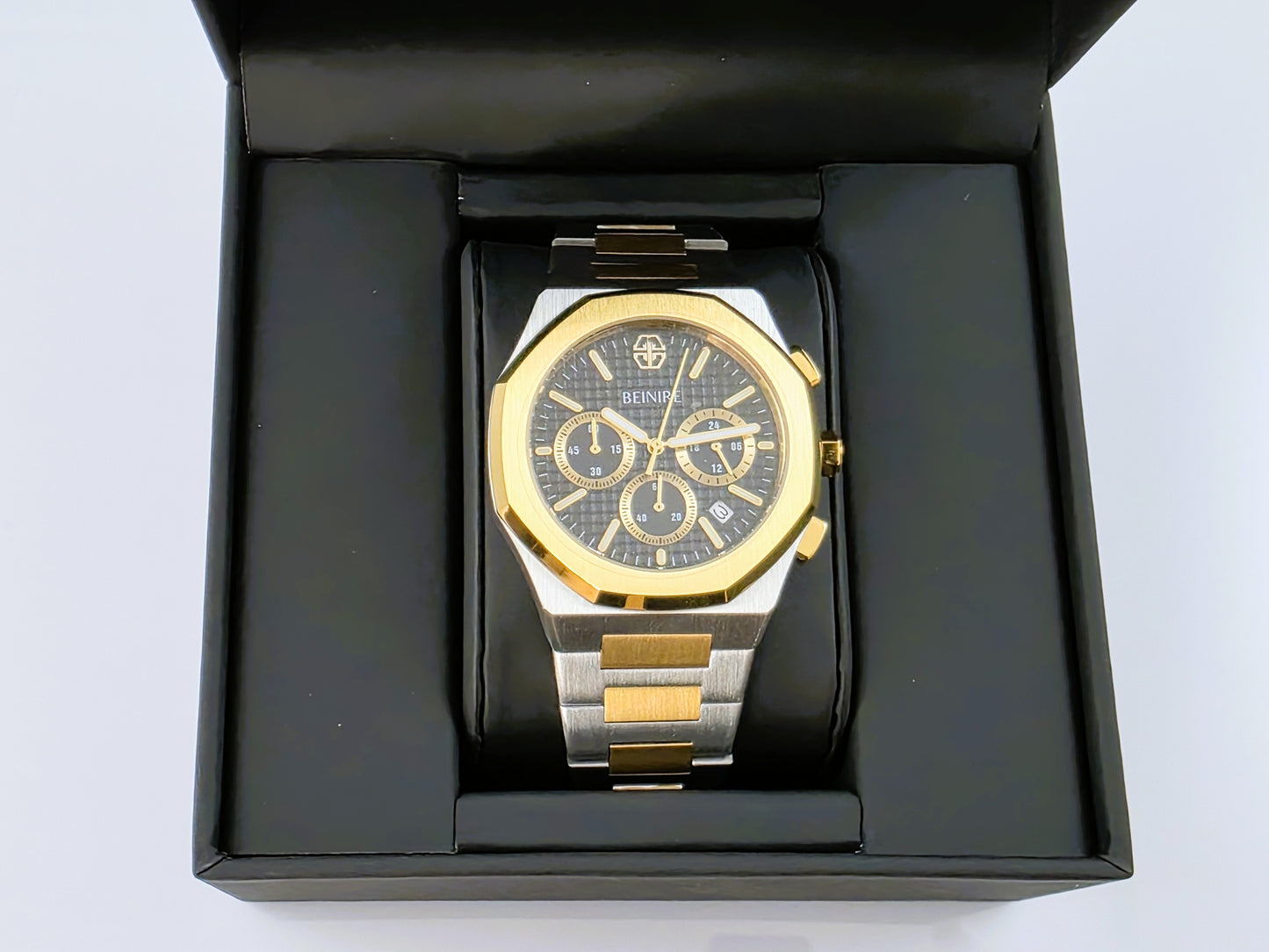 B2:  The Doyen Chronograph DC2