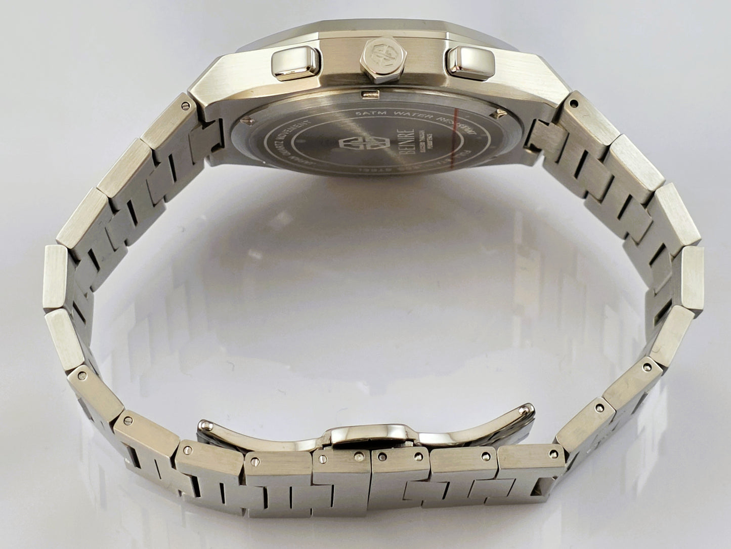 B2:  The Doyen Chronograph DC3